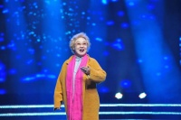 我眼中的“人民艺术家”郭兰英：一声“都一样”，一世求真魂
