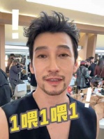 1喂1喂1 1V1V1！喊你郭晓东，也喊你张卓尔z！兄弟们初舞台冲啊