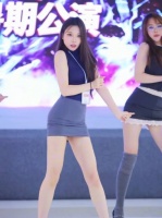 小姐姐的舞蹈演出真的是惊艳，完美诠释了肤白貌美大长腿