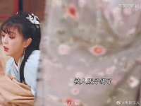 女孩穿越第一天就被卖到青楼竟是为了做这个