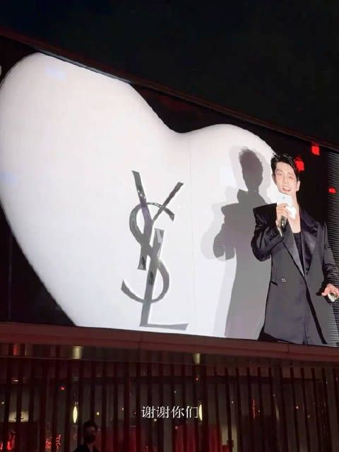 哥哥把偏心给你们