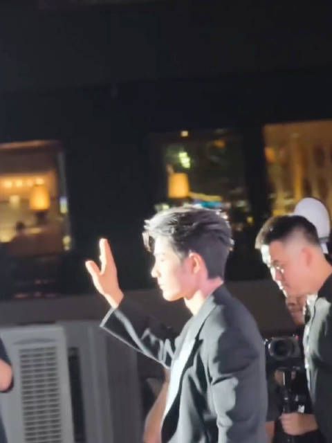 啊啊啊! 好帅，入场完整版，随风而来