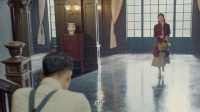 骆冰回到家发现男子在等她 宿命之敌｜骆冰｜张月