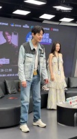 郑云龙扫楼唱心愿便利贴，音乐剧嗓硬扛甜歌
