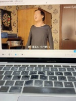 3-23哈哈，继续追剧，衣服买大了