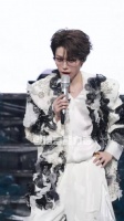真的好喜欢好喜欢好喜欢这个眼镜郑朋 260201 梓渝厦门演唱会