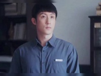 所以陈一众爸爸到底是审判长还是剃头的呢，感觉有点针尖对麦芒了，阴阳怪气的