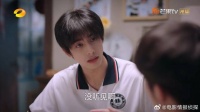 吃饭之前，尖尖展示了自己开学穿搭，真的太惊艳了