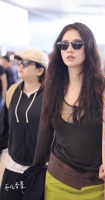 马思纯现在的状态感觉完全瘦回刚出道那时候了，这不是我们黎吧啦吗