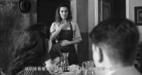 1946年罗马底层女性迪莉娅凭选民卡点燃希望