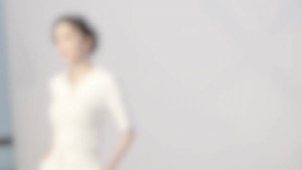 杨幂的磁场，杨幂新中式小衫韵味感，美幂发力，谁能匹敌
