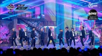 七年前的今天(190822)，若是和 THE BOYZ 目光交汇，眼前会展开另外一番风景