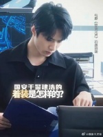 即使全身是黑色，也没有一件装备是多余的