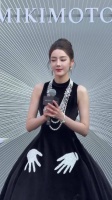 迪丽热巴、宋威龙御木本晚宴直拍，两位浓颜的神！