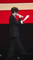 徐良演唱会送观众一个月工资，宠粉升级