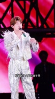 王源就这样逗我一乐 “没有一只鸭子能走出南京，因为都走进了小王的肚子”