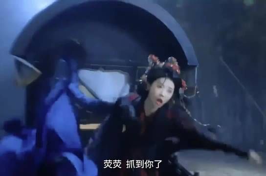 上一世他把她囚禁在身边强制爱，重活一世她为主他为奴