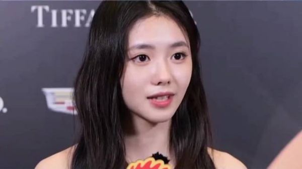 韩沛颖直播爆刘浩存“黑料”引争议，与刘浩存履历对比后大跌眼镜