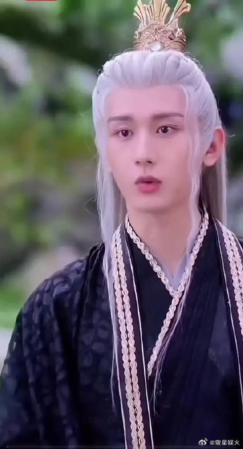 《沉香如屑》玄夜两集换六套服装，渣爹魅力难挡