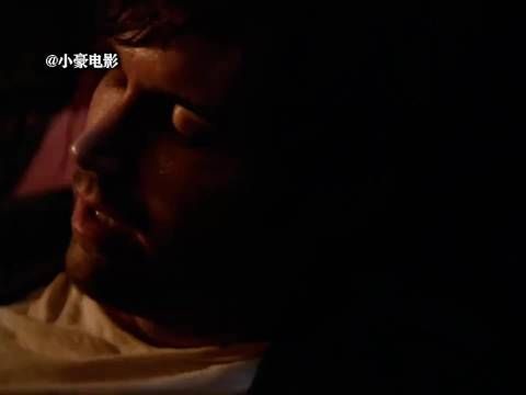 姐姐平静讲述父亲言语霸凌，称她“失败的堕胎”