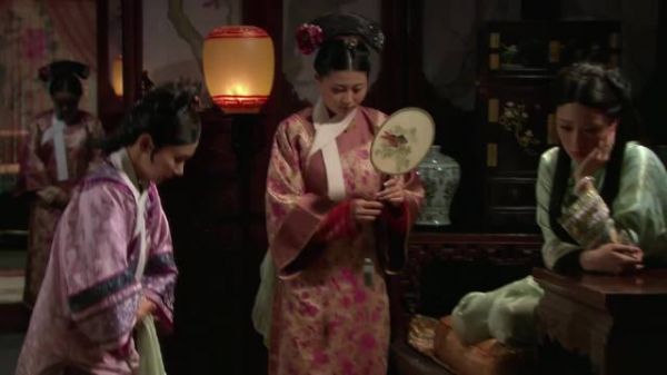 甄嬛小产，华妃失宠，胖橘空虚，皇后培养安陵容上位