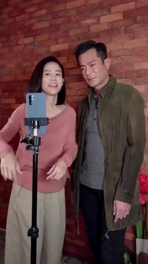 古天乐与宣萱同框，瞬间唤醒荧幕记忆，那是独属一代人的青春绮梦