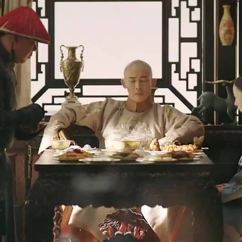 《延禧攻略》魏璎珞不避嫌,举荐傅恒出征,把旁边的李玉吓得不轻