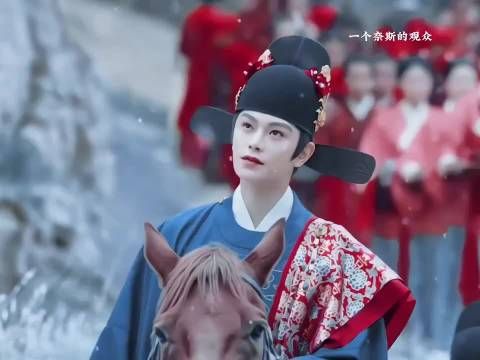 花开锦绣 她si在傅家的丧事里，活在他迎亲的花轿上 傅家无她容身地…