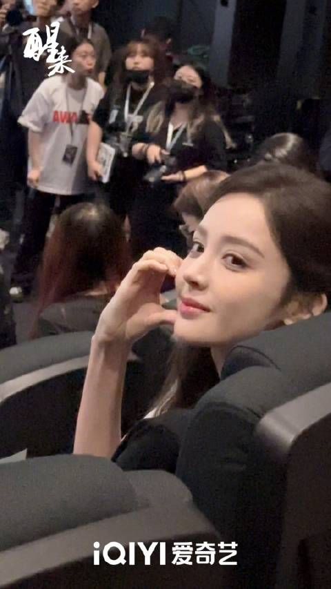 江疏影娜扎姐妹花新剧醒来8月26日爱奇艺上线