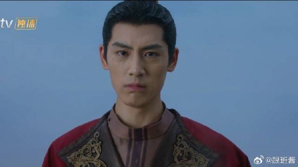 小将军探望心上人，却撞见她和叔公亲昵，失魂落魄离开