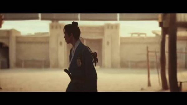 辛芷蕾尹昉《金色》侠女携男仆，不信没下毒