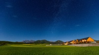 为苍茫大地铸造沉默的语词——评北乔诗集《大地上的星辰》