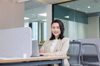 已婚女人对男人动了心以后，几乎都会有的举动，尤其是结了婚的