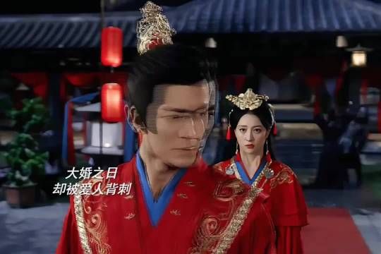 记忆全失,但身体却记得爱她的本能,即使知道她想杀自己,也依然选择守护她