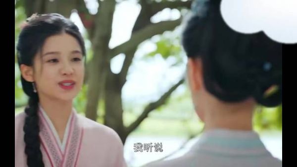 姑娘在路边随手摘了个果子,不料竟然发现了天大的商机!