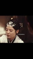 辛芷蕾最绝的是用动作演出了章路遥的“底层逻辑”