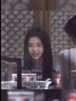 鞠婧祎和早期性格完全一致吧，此女好萌