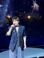 郭晓东称张杰站哥随时待命，张杰自导演唱会