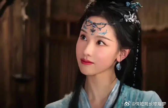 武拾光在解星石幻境里捡到小时候的自己，与雾妄言共同养娃