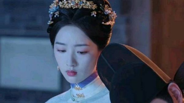赵凌真累了，身为虎臣，这身不由己的滋味太难受了
