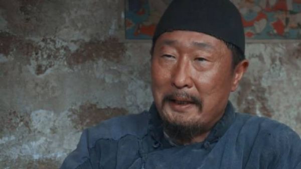 封二伶牙俐齿寸步不让，温柔行动全奔赴绣绣