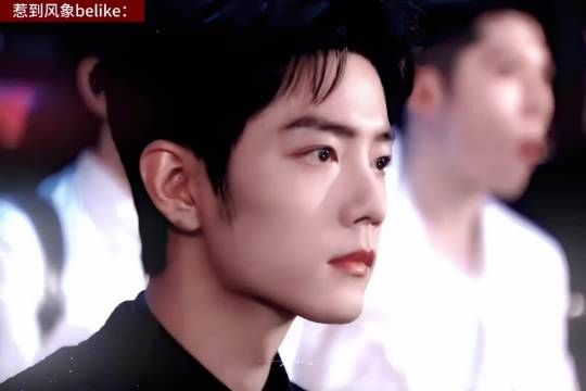 但是他冷脸真的很好看 cr水印