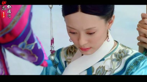 第二十五集 华妃嚣张拦下甄嬛，反倒无意间帮甄嬛避开了一场大祸