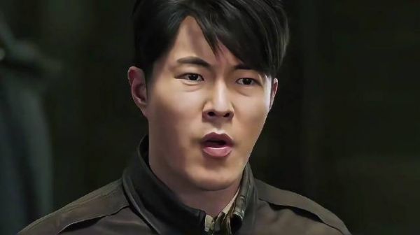 冯程一时让众人吃到饭，没想到吃的没了，武延生却打起了他的狗！