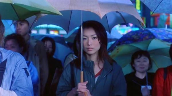 与其找一个让你为之变美的，不如选那个陪你一起变美的