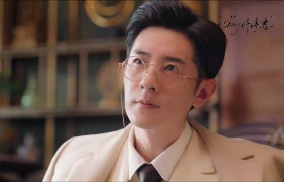对面都开团了，你还不躲着点？你说你惹他们干啥哈哈哈