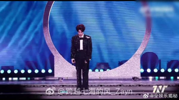 张真源灵巧躲避大老师追击，密逃猫捉老鼠青春感拉满
