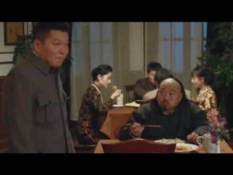 我们这里吃饺子必须喝酒！一本正经因为一个片段看了整部剧
