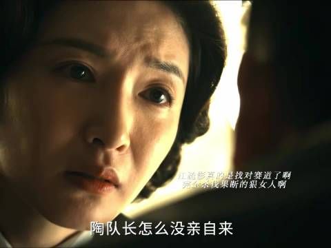 江疏影适配民国角色不是说说而已，西装造型又美又飒，电视剧醒来