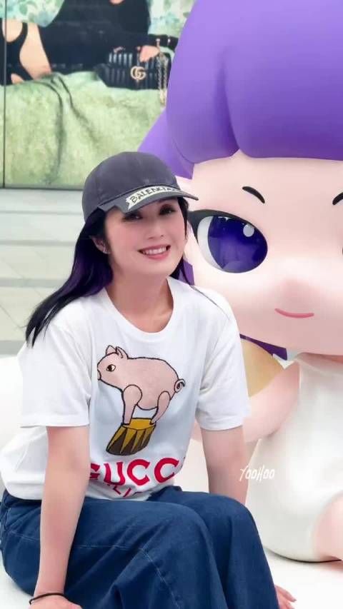 网友偶遇杨千嬅，丁子高颜值能出道